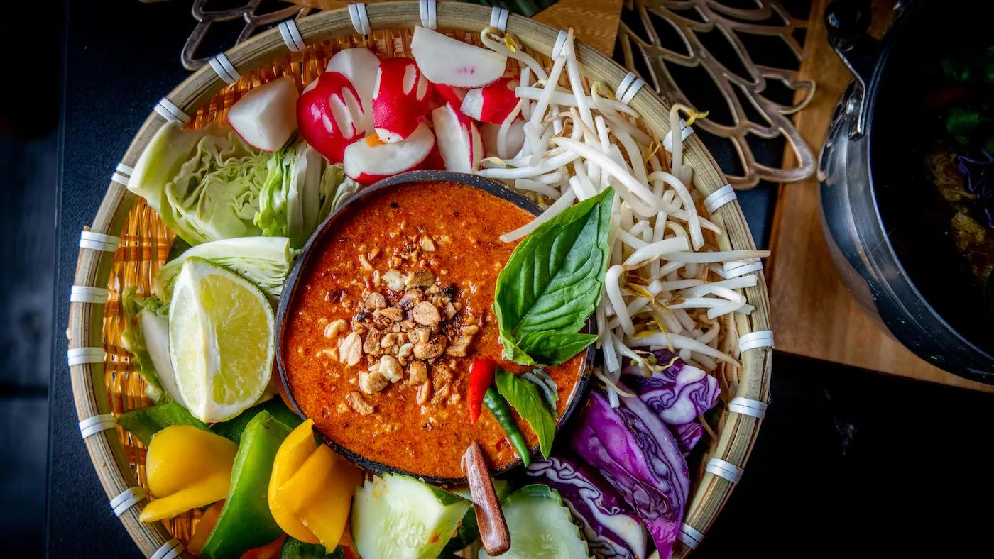 Alt: Nồi Prahok Ktis thơm ngon, hấp dẫn