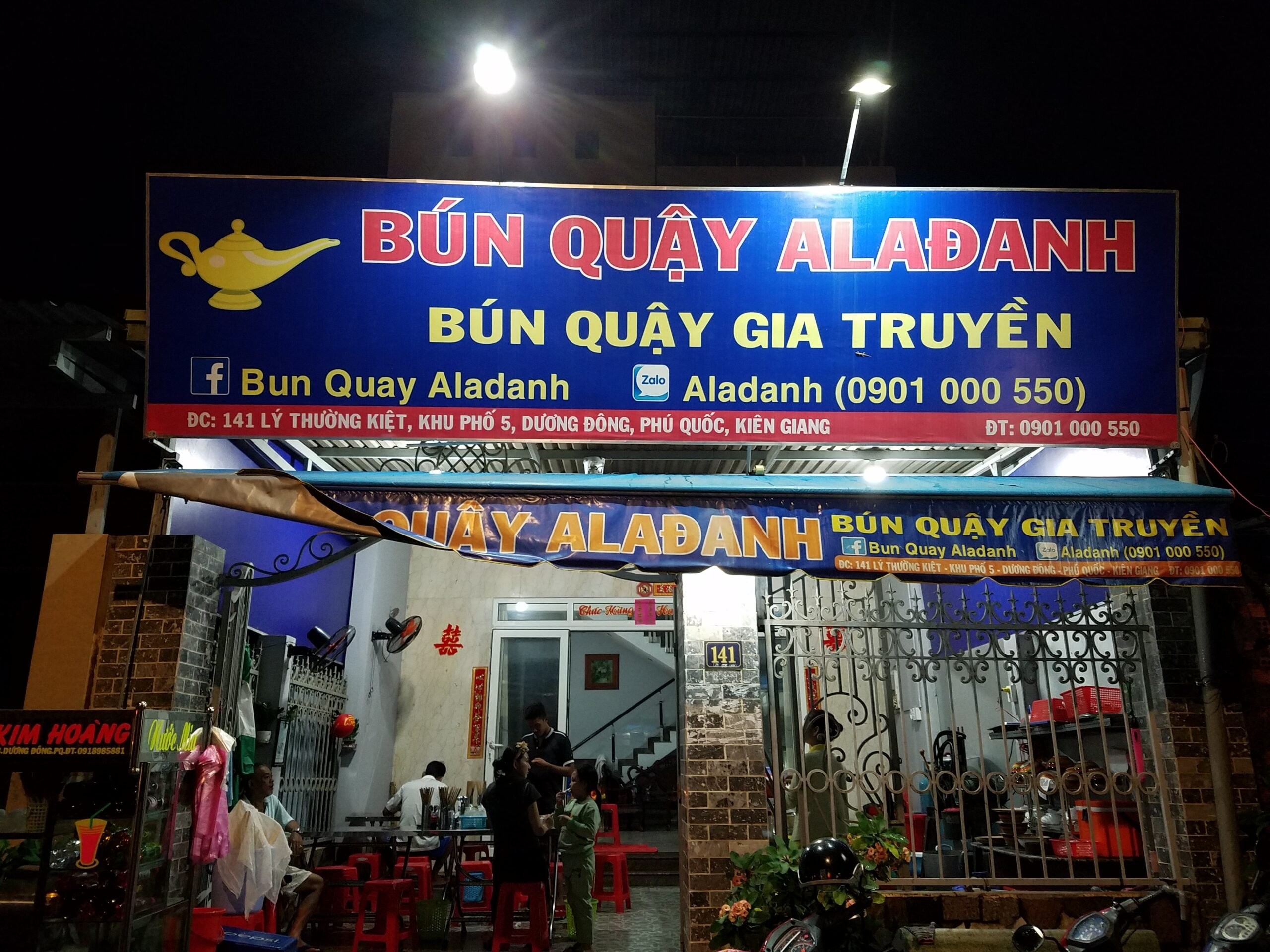 alt text: Bún quậy Aladanh với cách bày trí hấp dẫn