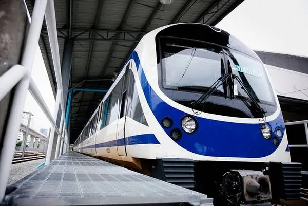 alt text: Ga tàu điện Airport Rail Link hiện đại, sạch sẽ tại sân bay Suvarnabhumi Bangkok. Ảnh: sawasdeeka.net