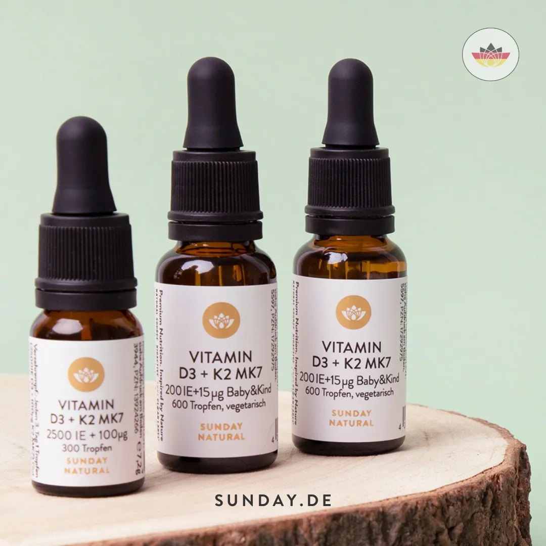 alt text: Hình ảnh bé đang uống vitamin D3 K2 MK7 Sunday Natural