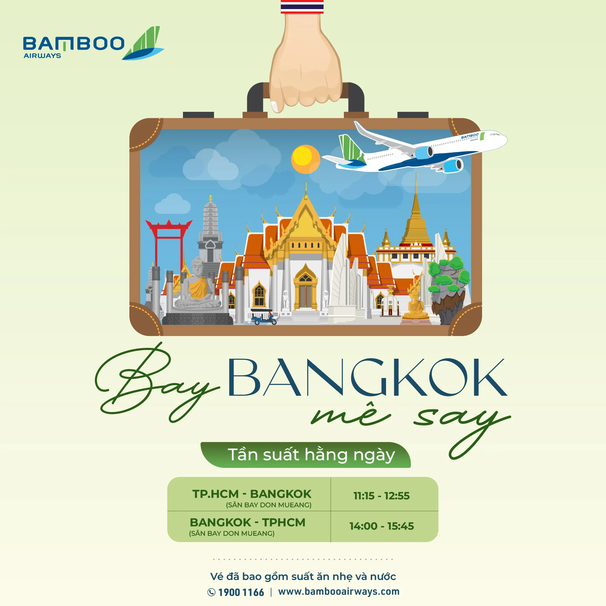 alt text: Hình ảnh tiếp viên hàng không Bamboo Airways đang phục vụ hành khách trên máy bay.