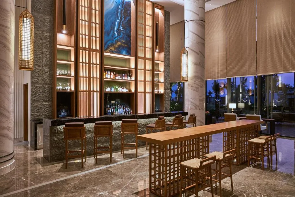 alt text:  Khu vực spa thư giãn tại Movenpick Waverly Phú Quốc