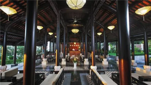 alt text: Nội thất phòng nghỉ tại Richis Beach Resort Phú Quốc