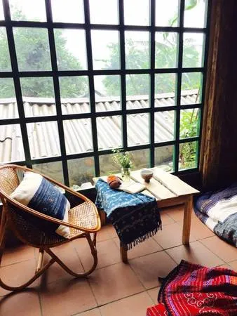alt=&quot;Không gian bếp tại Phơri's House&quot;