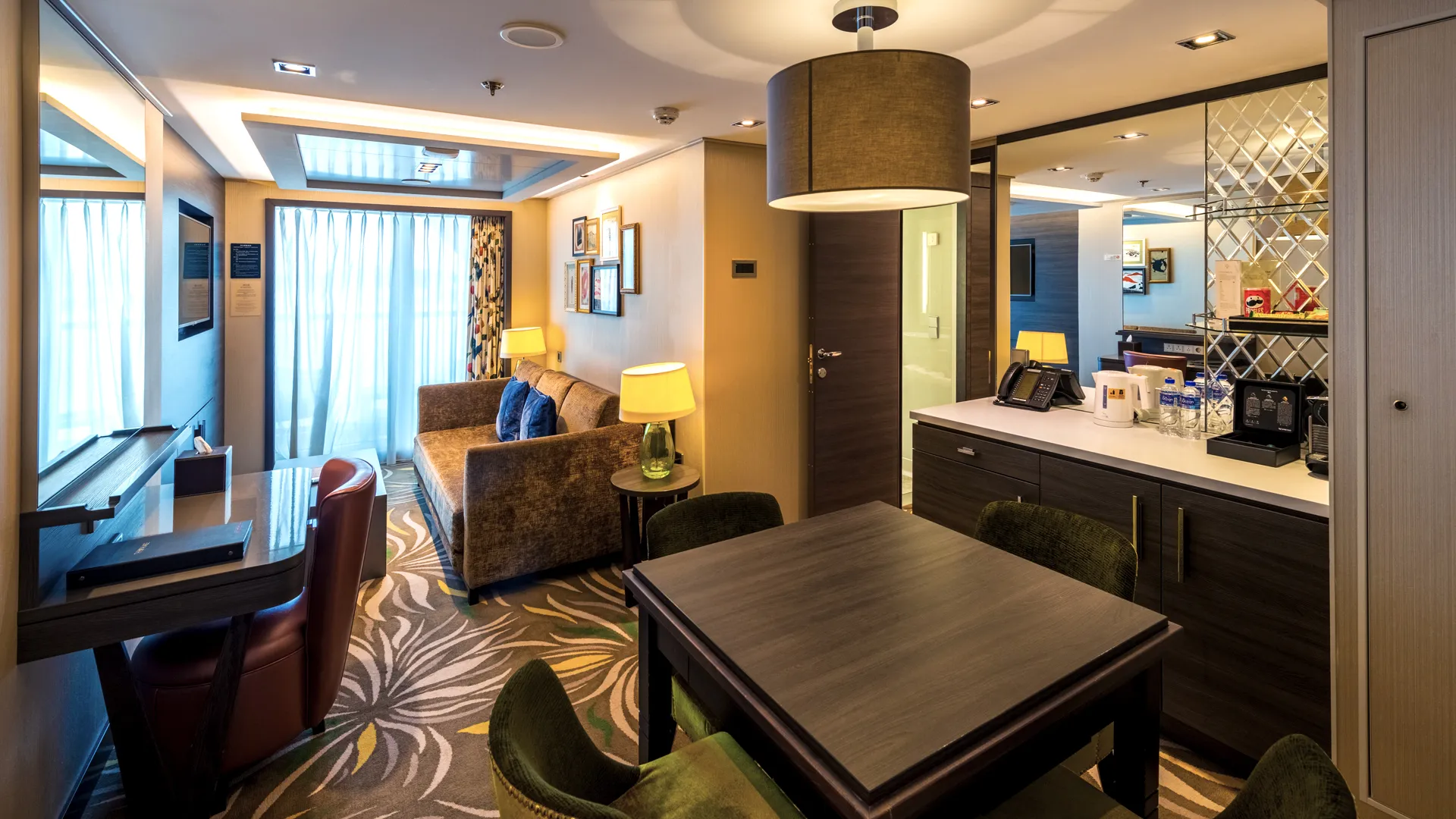 alt=Ngoại cảnh du thuyền Genting Dream