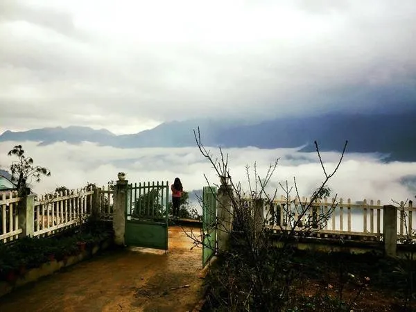 alt=&quot;VietTrekking Homestay với view biển mây&quot;