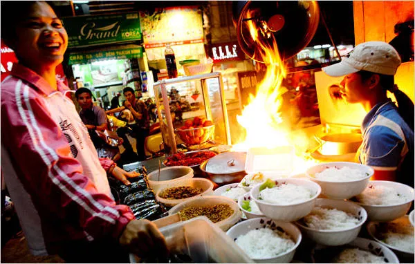 Ẩm thực đường phố Hà Nội