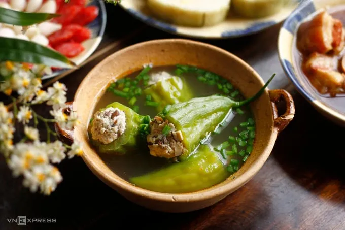 Mâm Cơm Ngày Tết Miền Tây: Hương Vị Sông Nước Đậm Đà 3 am thuc tet mien tay ivivu 3