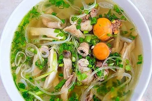 Ăn khuya ở Sài Gòn - Phở Hà