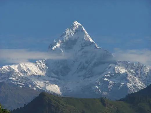 Annapurna, Nepal: Ngọn núi được mệnh danh là nguy hiểm nhất hành tinh với tỷ lệ tử vong cao. Địa hình hiểm trở và điều kiện thời tiết khắc nghiệt là những thách thức lớn cho bất kỳ nhà leo núi nào.
