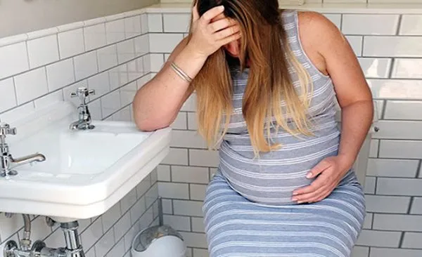 Bà bầu bị táo bón