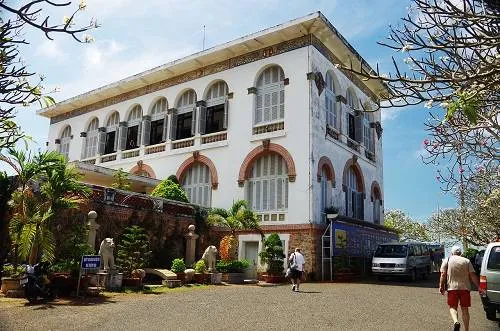 Bạch Dinh - Vũng Tàu, Bà Rịa Vũng Tàu: Dinh thự kiến trúc châu Âu cuối thế kỷ 19, hiện là bảo tàng trưng bày nhiều hiện vật quý. Ảnh: vungtau.city