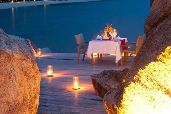 Bãi biển hoang sơ tại Jungle Beach. Ảnh: huykutis