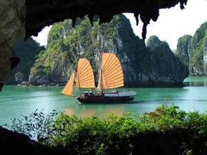 Bãi biển Trà Cổ - Quảng Ninh