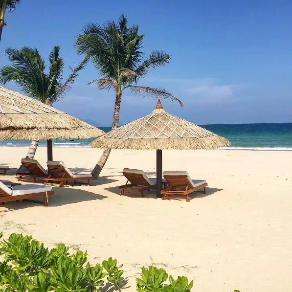 Bãi biển Vinpearl Nha Trang Long Beach