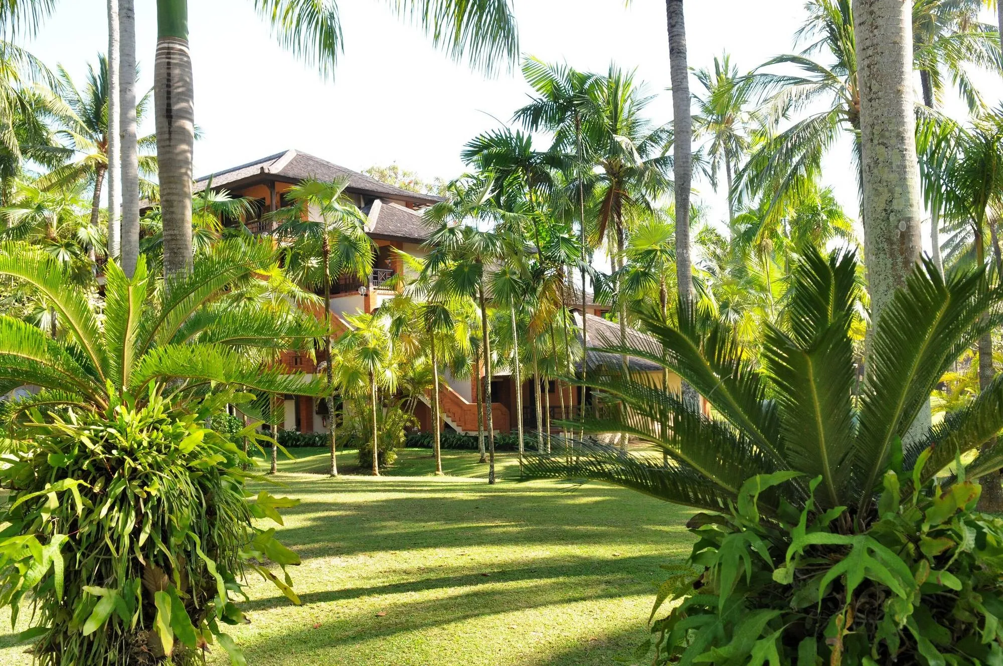 Ban công phòng nghỉ nhìn ra biển tại Club Med Bali