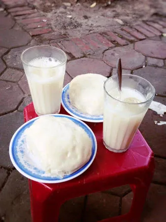 Bánh bao nhân thịt