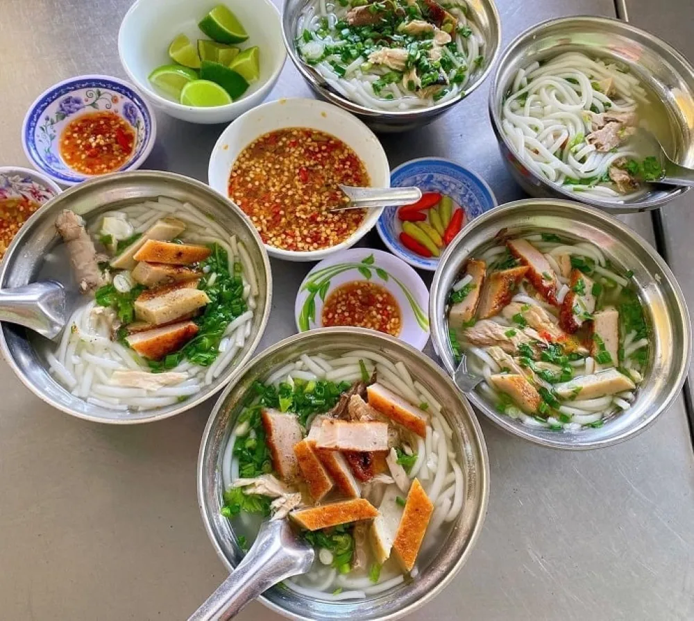 Bánh canh chả cá Ninh Thuận