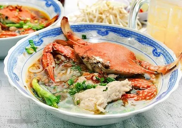 Bánh canh ghẹ Bảy Liên