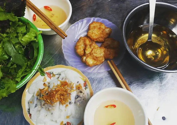 Bánh cuốn hành phi