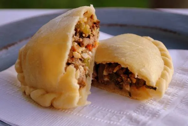 Bánh Empanada Argentina