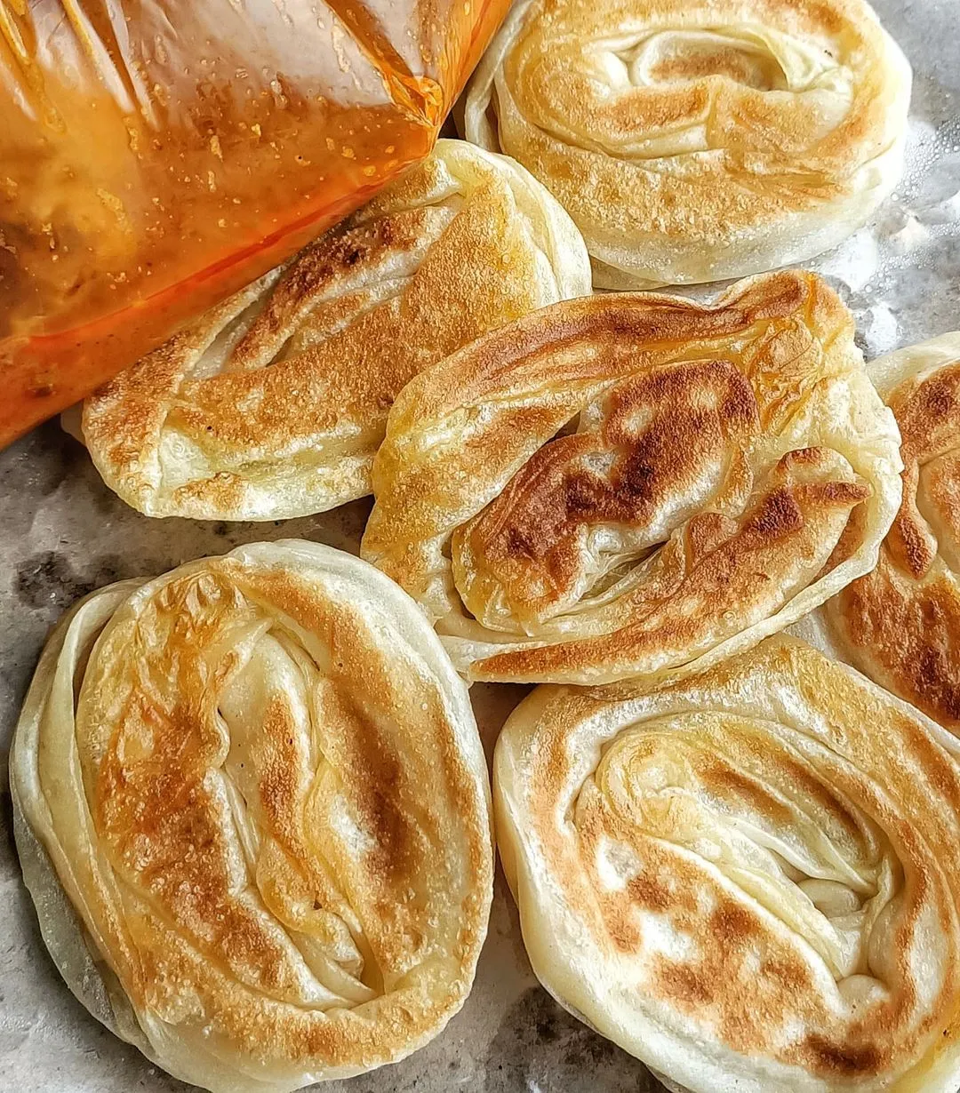 Bánh Roti Canai - món ăn đường phố Malaysia