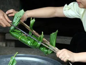 Bánh tét người Thái