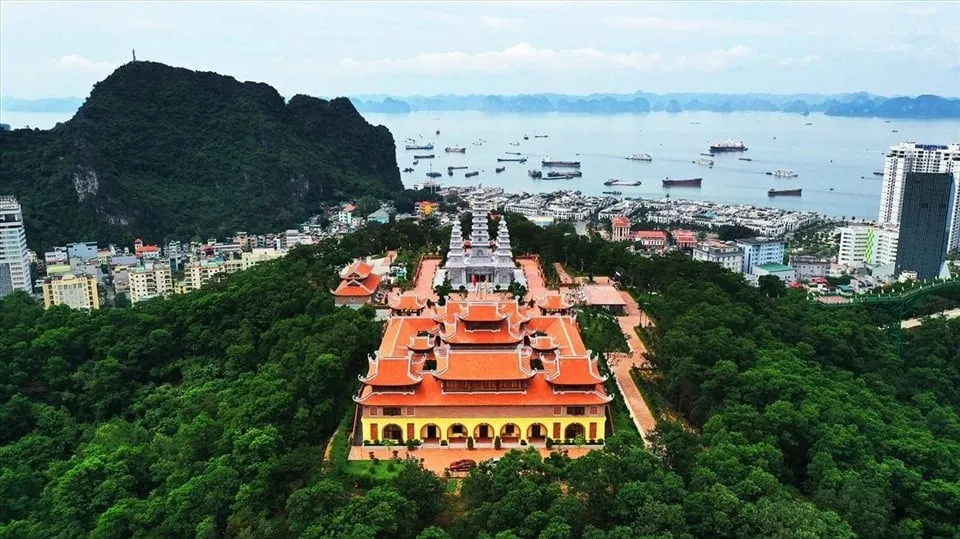 Bảo Hải Linh Thông Tự - Điểm đến tâm linh tại Sun World Hạ Long