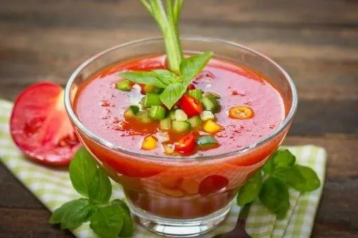 Bát súp lạnh Gazpacho