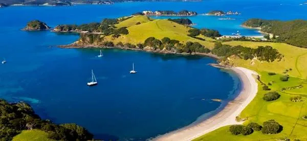Bay of Islands, New Zealand với khung cảnh đẹp như chốn thần tiên