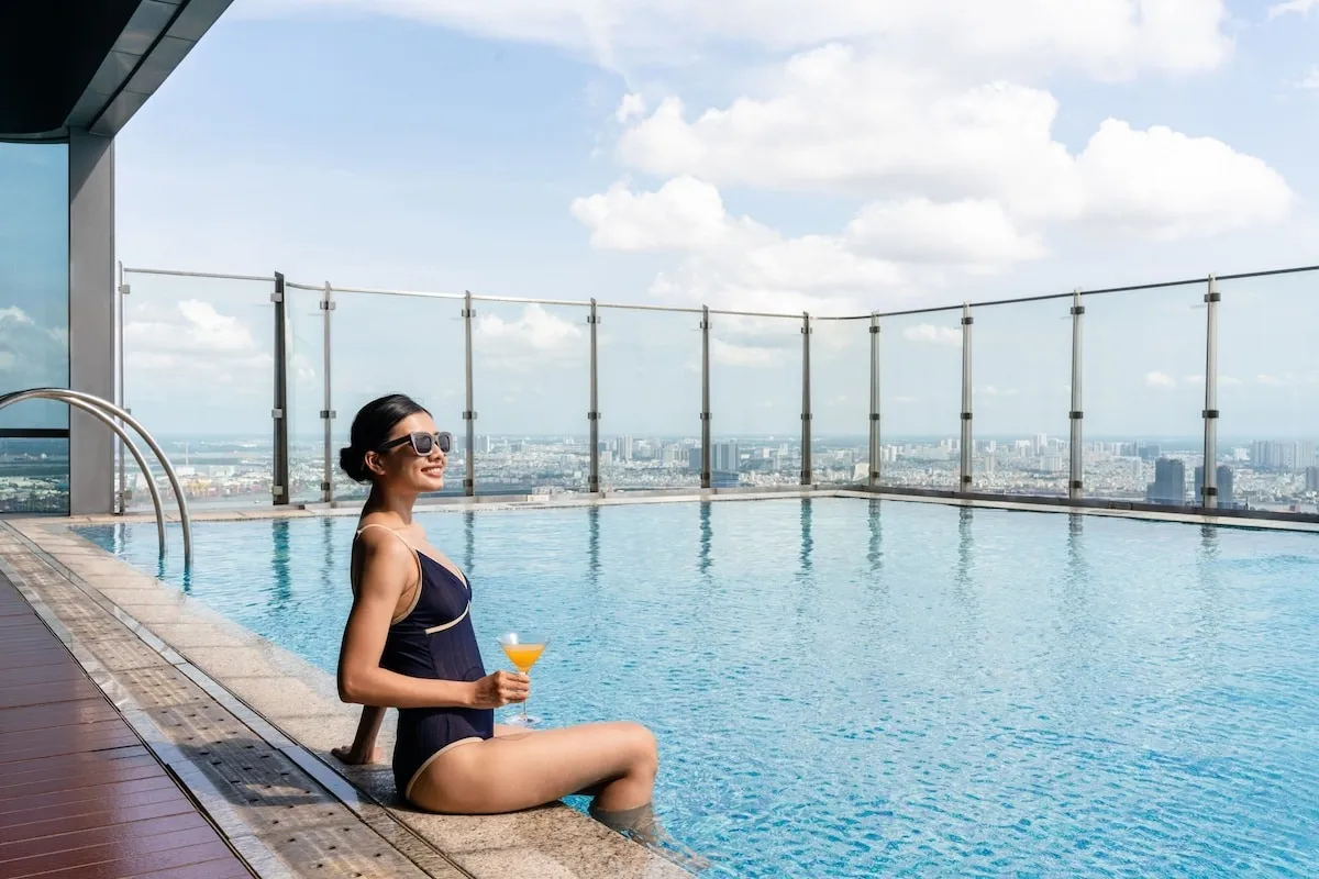 Bể bơi vô cực Vinpearl Landmark 81