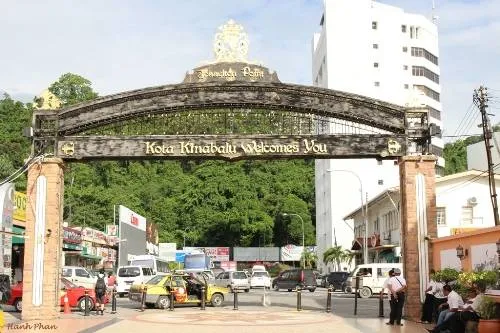 Bến cảng Jesselton Point, nơi khởi hành các tour du lịch biển đảo