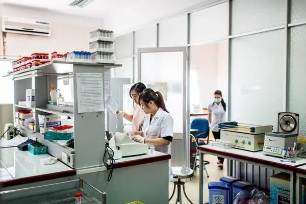 Bệnh nhân nước ngoài tại bệnh viện Việt Nam