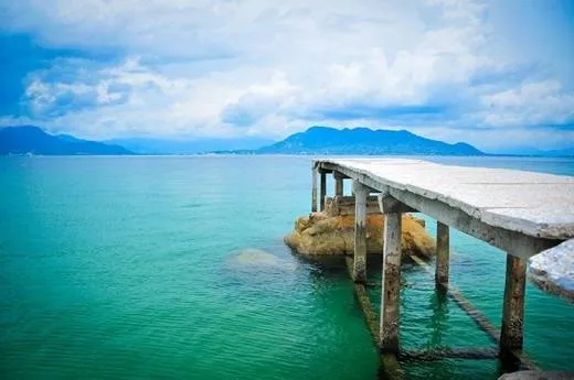 Bình Lập nhìn từ trên cao với nước biển trong xanh như Maldives (Nguồn: Internet)
