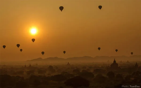 Bình minh trên đền chùa Bagan