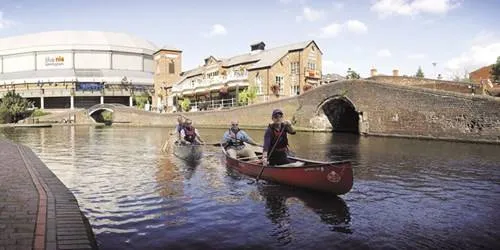 Birmingham vui tươi ngày hè