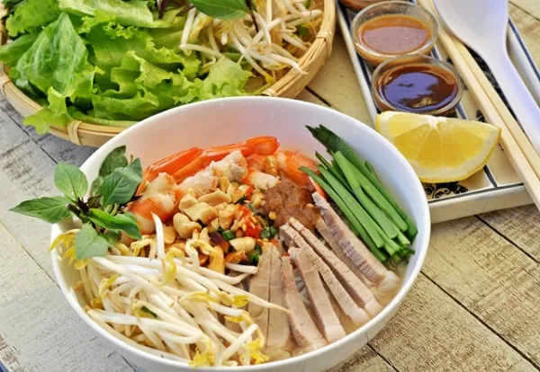 Bún gỏi già