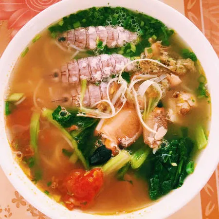 Bún hải sản Hạ Long