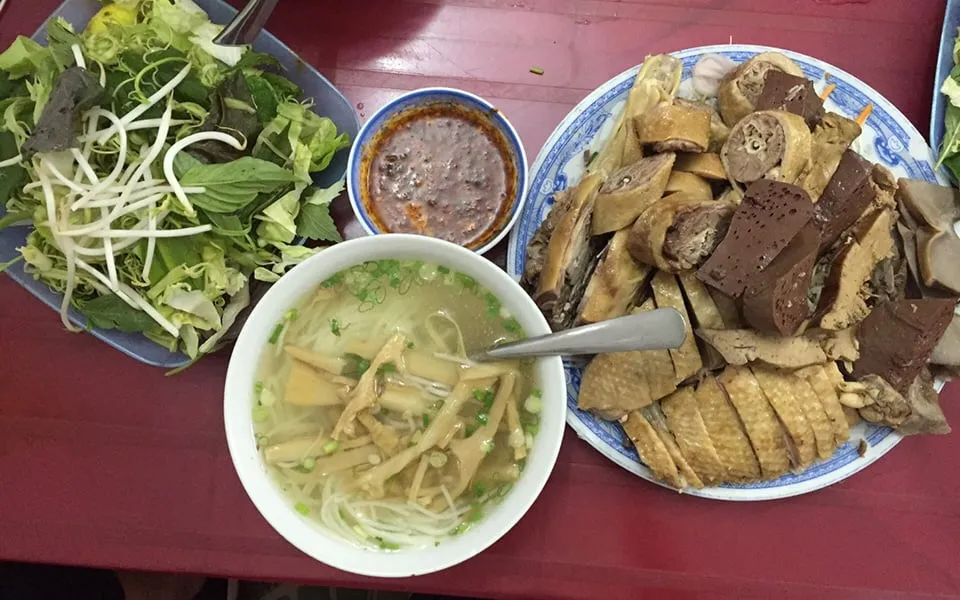 Bún măng vịt