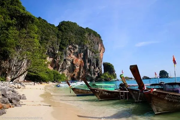 Các hòn đảo phía Nam Thái Lan thu hút du khách.