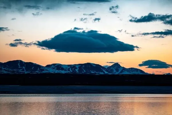Cảnh đẹp Alaska lúc hoàng hôn
