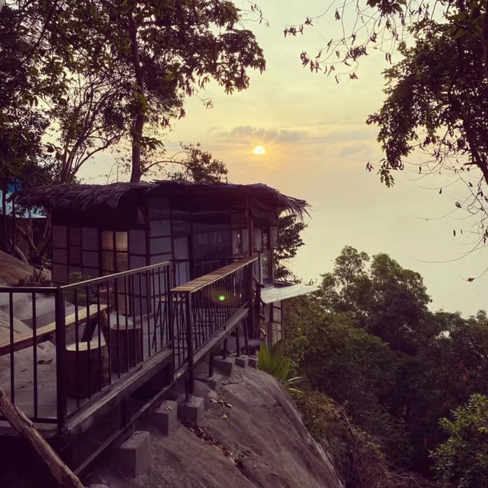 Cảnh quan nhìn từ Sohora Sea Mountain Bungalow