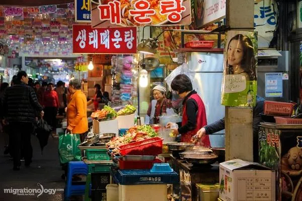 Chợ Gwangjang, Seoul, Hàn Quốc - Một điểm đến ẩm thực nổi tiếng với lịch sử hơn 100 năm.