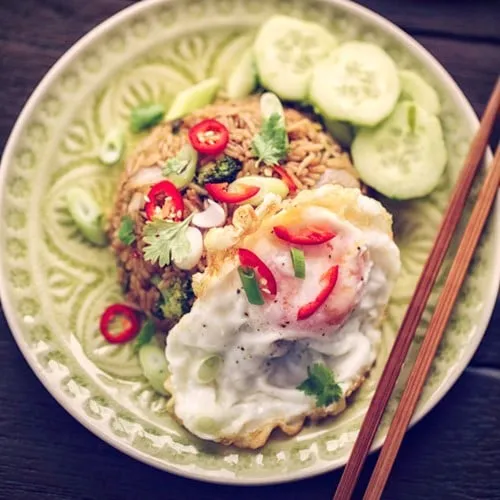 Cơm rang Nasi Goreng - một món ăn phổ biến ở Malaysia