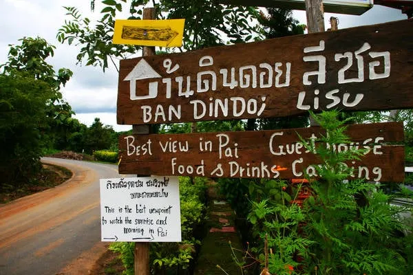 Con đường đến Pai quanh co nhưng cảnh quan tuyệt đẹp