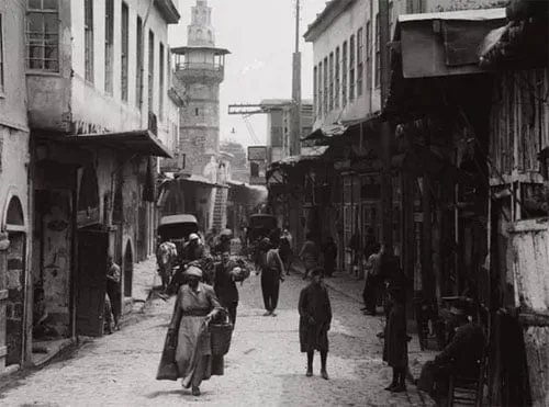 Cổng Bab Sharqi cổ đại tại Damascus, Syria