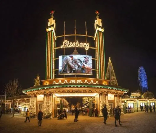 Cổng vào chợ Giáng sinh Liseberg lớn nhất Thụy Điển