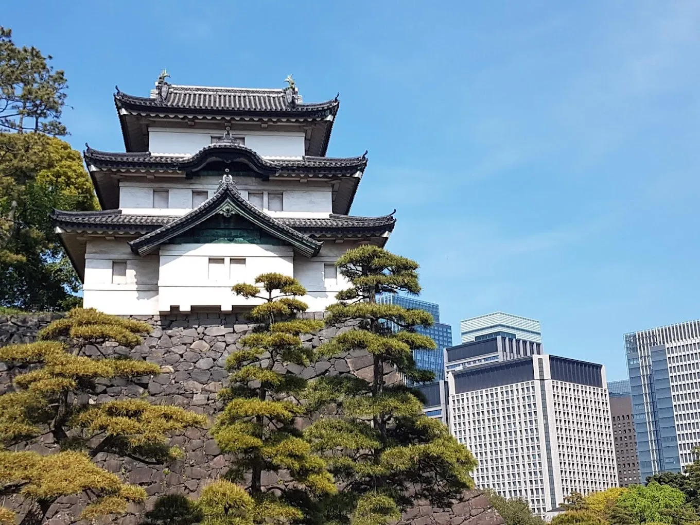 Cổng vào Cung điện Hoàng gia Tokyo