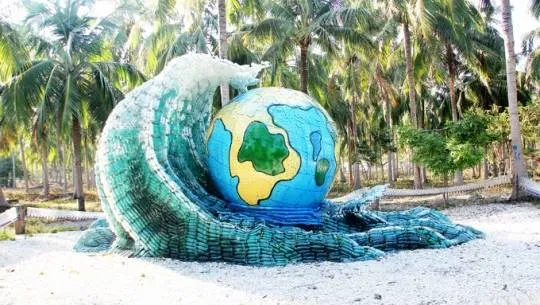 Công viên từ vật liệu phế thải tại Nha Trang