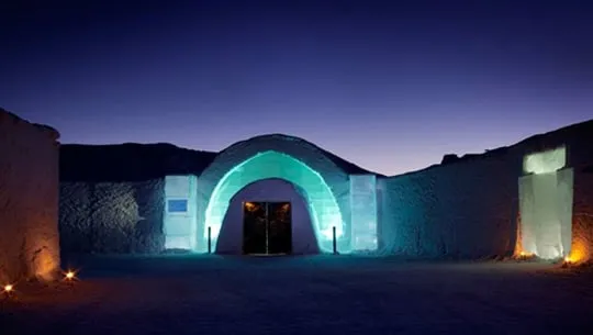Cửa vào khách sạn ICEHOTEL ở Thụy Điển